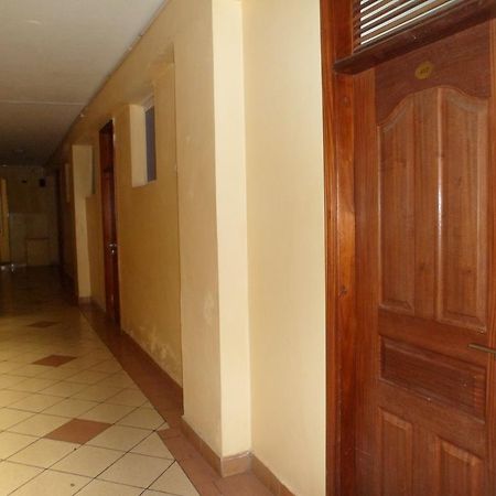 Hotel Barkley Найроби Экстерьер фото