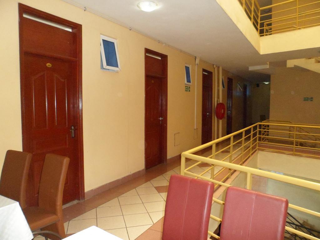 Hotel Barkley Найроби Экстерьер фото